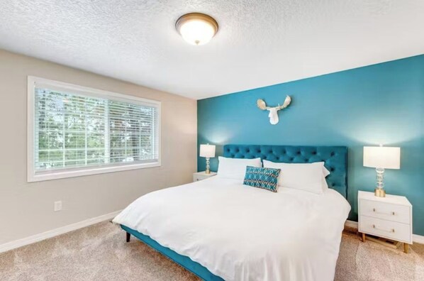 5 bedrooms, desk, iron/ironing board, free WiFi