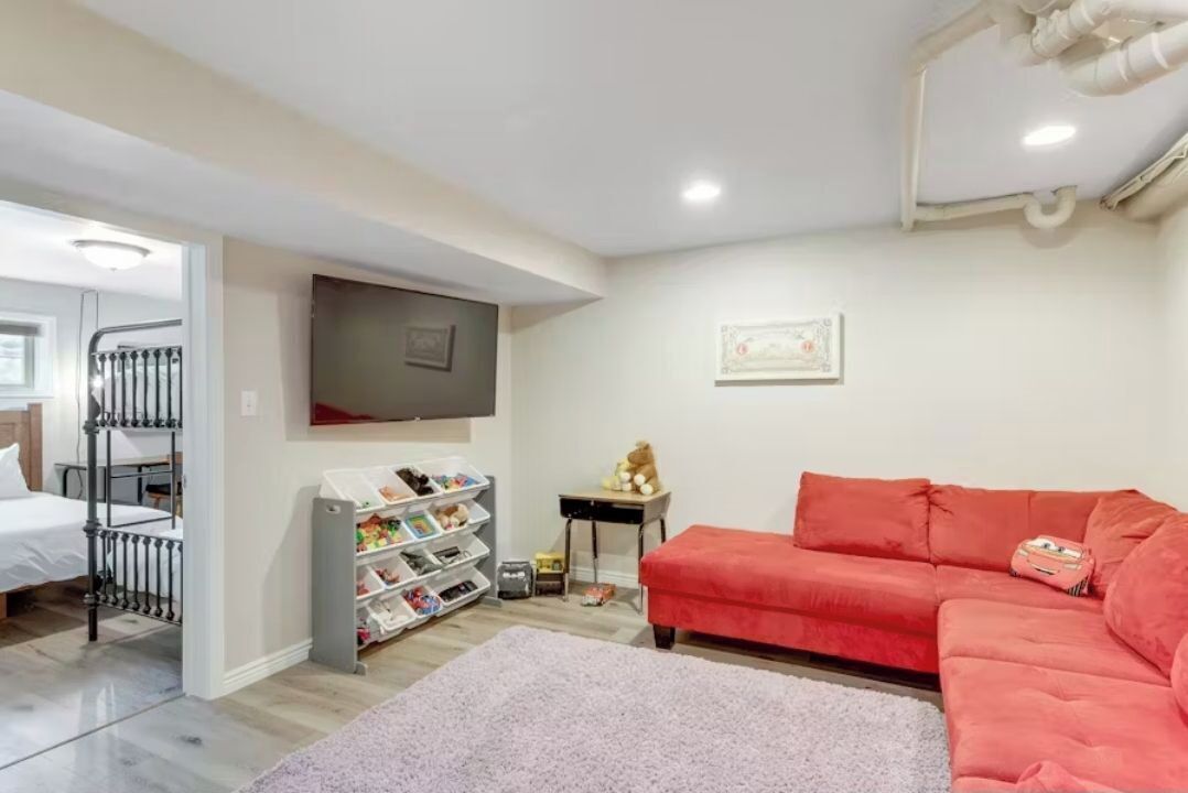 5 Schlafzimmer, Schreibtisch, Bügeleisen/Bügelbrett, kostenloses WLAN