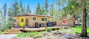 Spacious 5-bed/3 bath house EX Local w lots of parking 8 min to downtown McCall