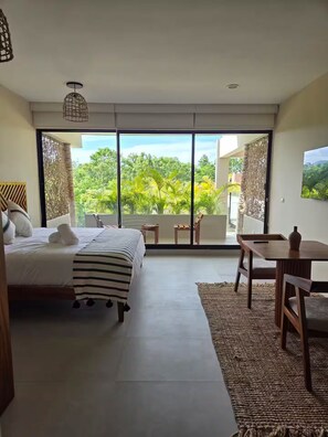 1 bedroom, bed sheets