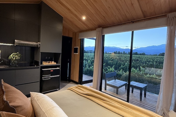 Hochwertige Bettwaren, Daunenbettdecken, Minibar, VerdunkelungsvorhÀnge