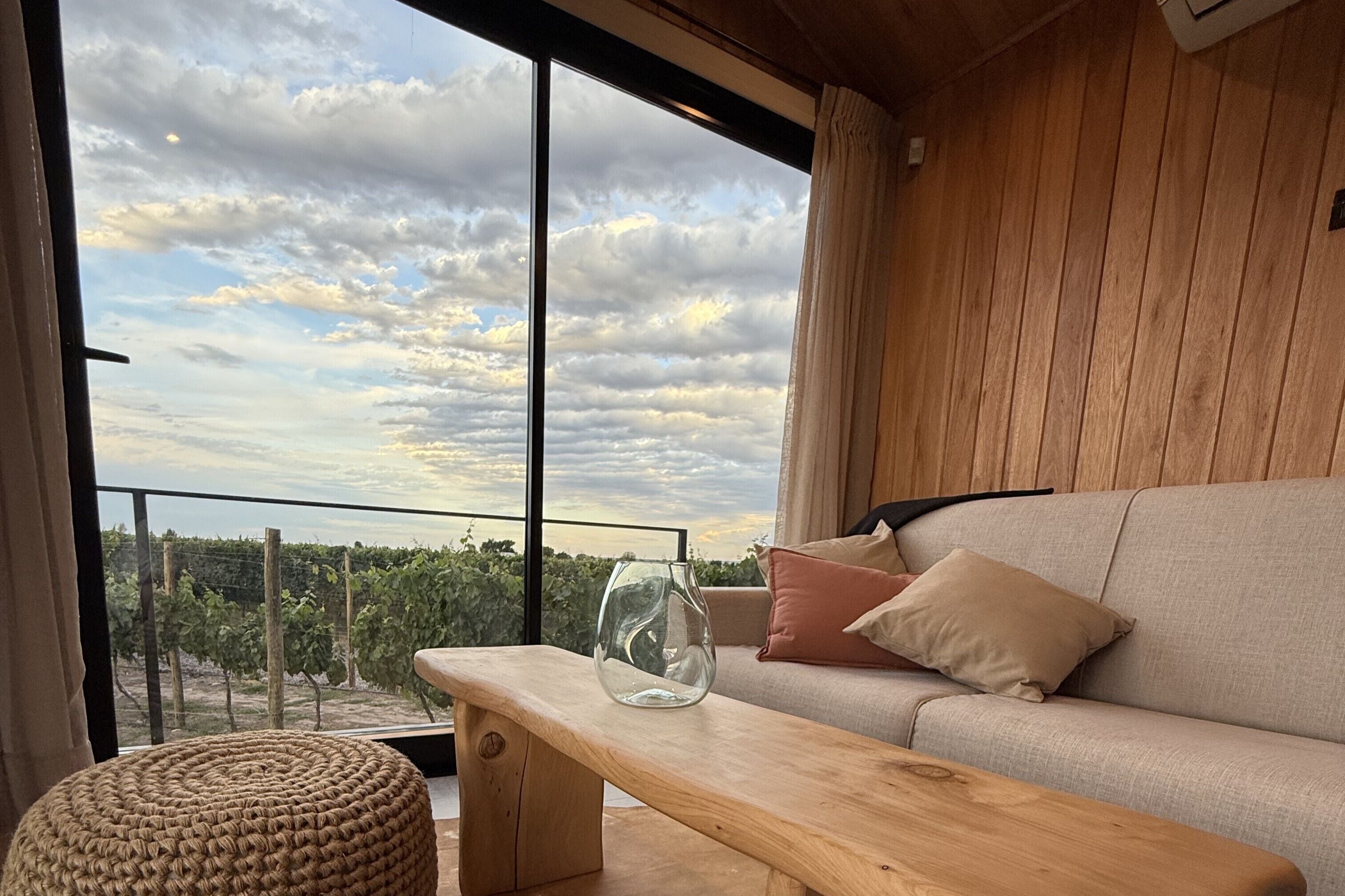 高档床上用品、羽绒被、迷你吧、遮光窗帘