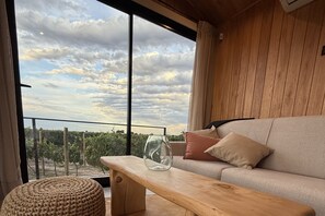 Hochwertige Bettwaren, Daunenbettdecken, Minibar, Verdunkelungsvorhänge