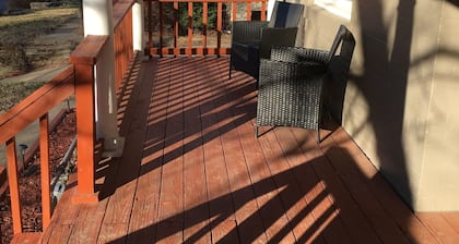 Charming 3-bedroom 2 bath house in Kansas City’s best location by plaza/downtown