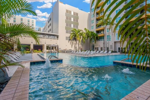Upscale Apartment In downtown Tampa
