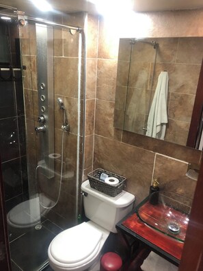 Unclassified image, 3 of 10, button - Completely new apartment, with modern decoration. (Soacha)