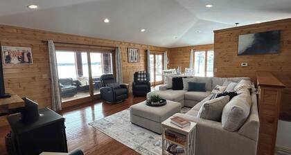 New Nautical Neighbors Lake Home on Spooner Lake, sleeps 16