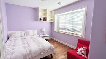 4 soverom, strykejern/-brett, wi-fi og sengetøy