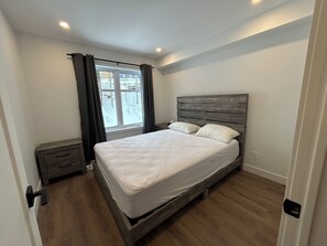 4 bedrooms, WiFi, bed sheets