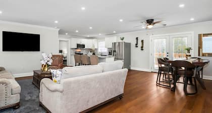 Peaceful Ranch Home - 4BR/3BA