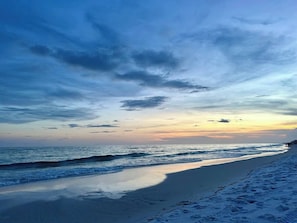 Nær stranden