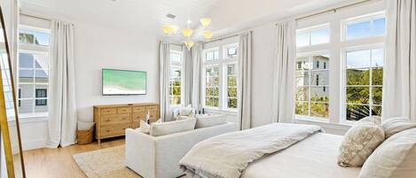 4 多间卧室、熨斗/熨衣板、WiFi、床单