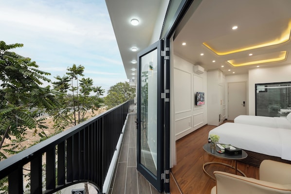 Bureau, Wi-Fi gratuit, draps fournis