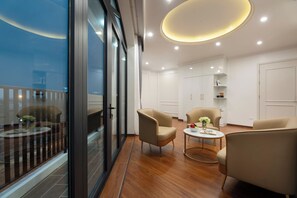 Bureau, Wi-Fi gratuit, draps fournis