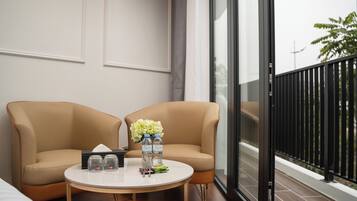 베이직 더블룸, 발코니, 시내 전망 | 테라스/파티오