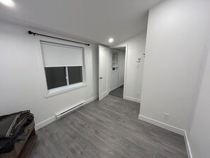 Interior - Modern suite near the mountain (Sutton)