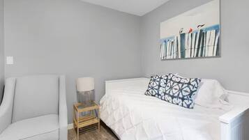 3 室のベッドルーム、WiFi、ベッドシーツ