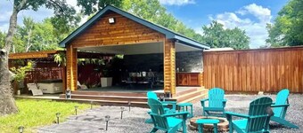 Spacious 4-bedroom house with Hot Tub in beautiful Balch Springs with AC, WiFi