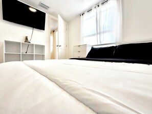 2 chambres, bureau, fer et planche à repasser, Wi-Fi gratuit