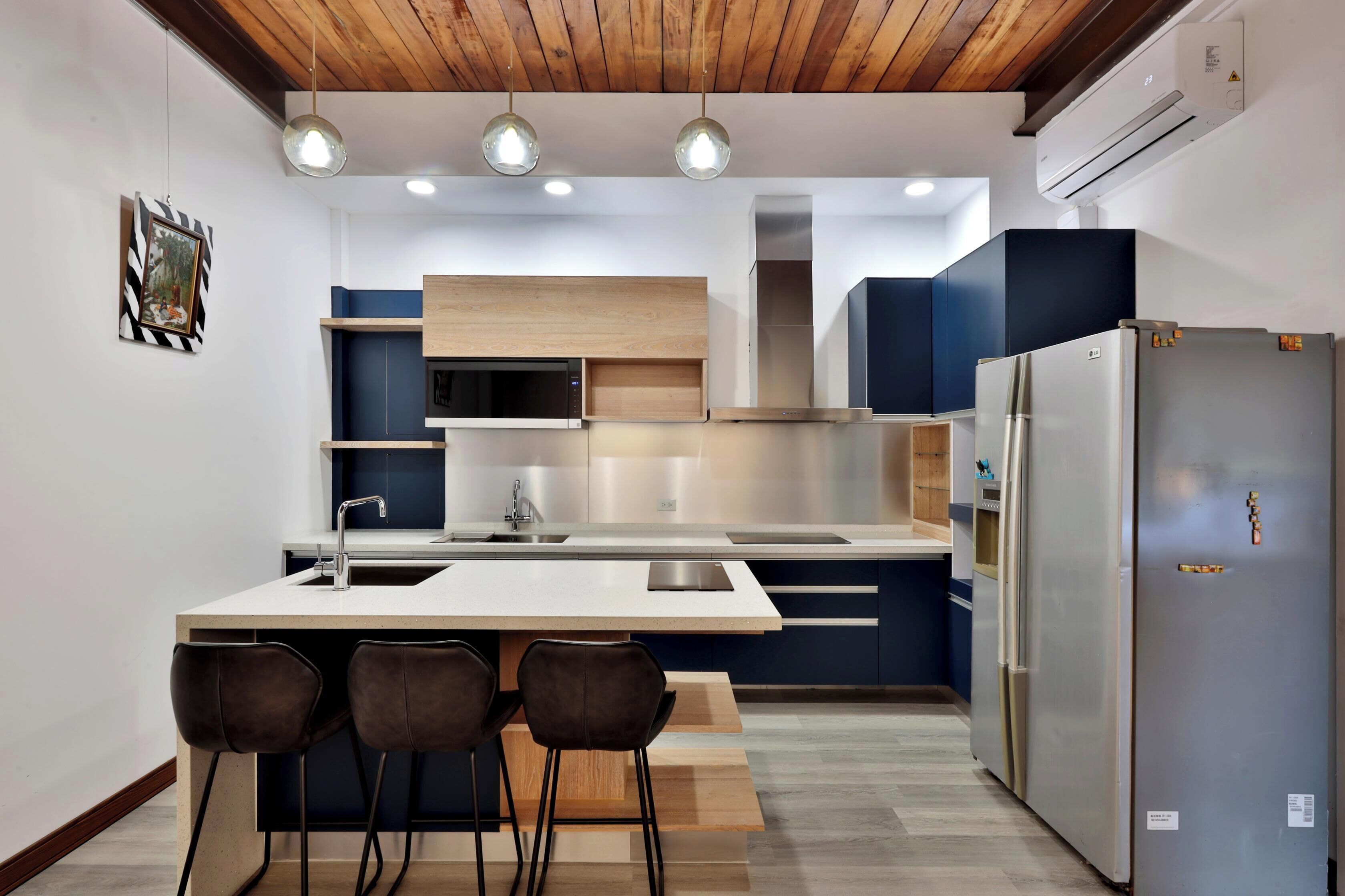 Deluxe Room | Private kitchen