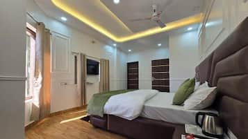 Suite Royale | 1 chambre, Wi-Fi gratuit, draps fournis