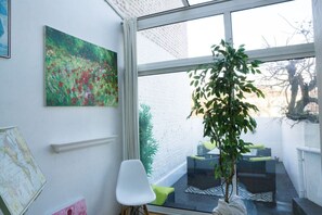 Interior - Beautiful house near train station - 20 min Paris (Rueil-Malmaison)