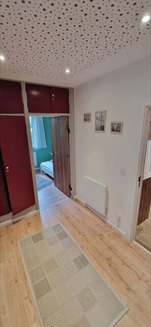 Interior - Apartment 'Wellenbrecher' with Shared Terrace and Private Garden (Graal-Müritz)