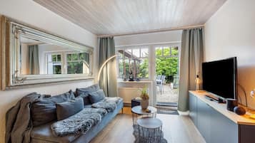 TV, DVD player, stereo