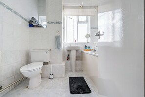 Towels, toilet paper