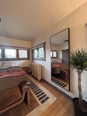 2 quartos, ferros/tábuas de passar roupa, Wi-Fi