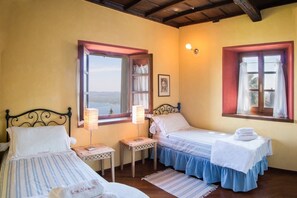 2 makuuhuonetta, Wi-Fi, vuodevaatteet