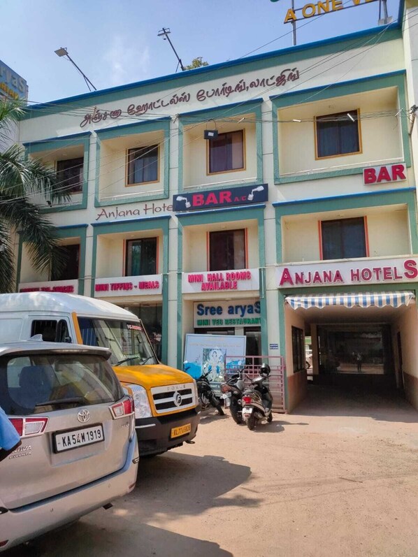 Parking - Anjana Hotels (Theni)