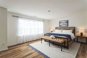 3 bedrooms, iron/ironing board, travel cot, free WiFi