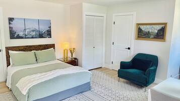 1 chambre, fer et planche à repasser, Wi-Fi gratuit, draps fournis