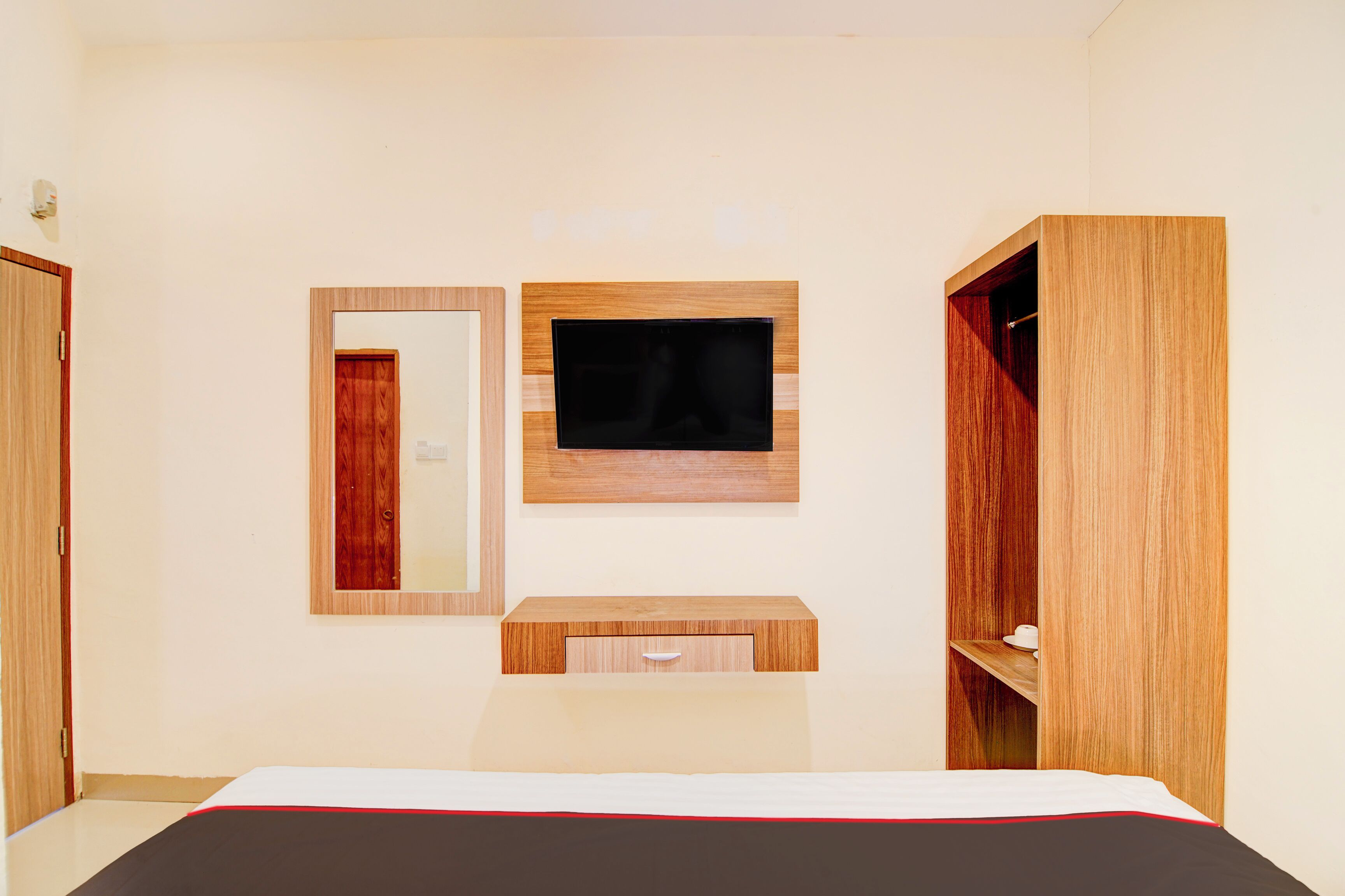 Foto - Capital O Pusat Kota Pekanbaru Near Mall Living World Formerly Radja Homestay