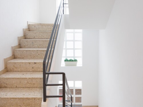 Piso 2 Adeinés Viviendas Uso Turístico medio