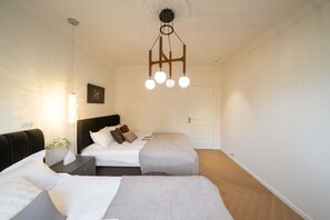 [Gatherings are prohibited] Senior Apartment, 3 Bedrooms, Bathtub, City View | Blackout drapes, WiFi, bed sheets - Book and Bed - Shanghai (Shanghai)