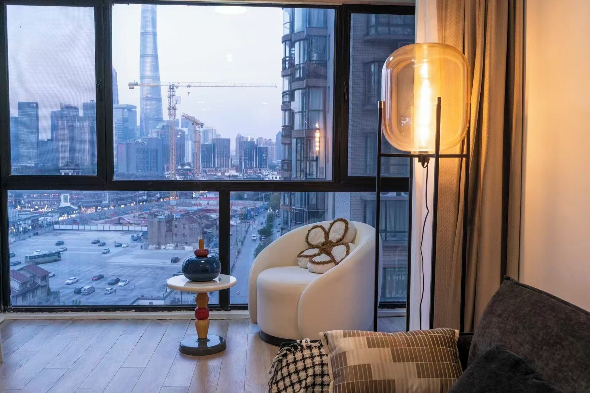 Departamento Confort, 2 habitaciones, cocina, vista a la ciudad | Sala de estar