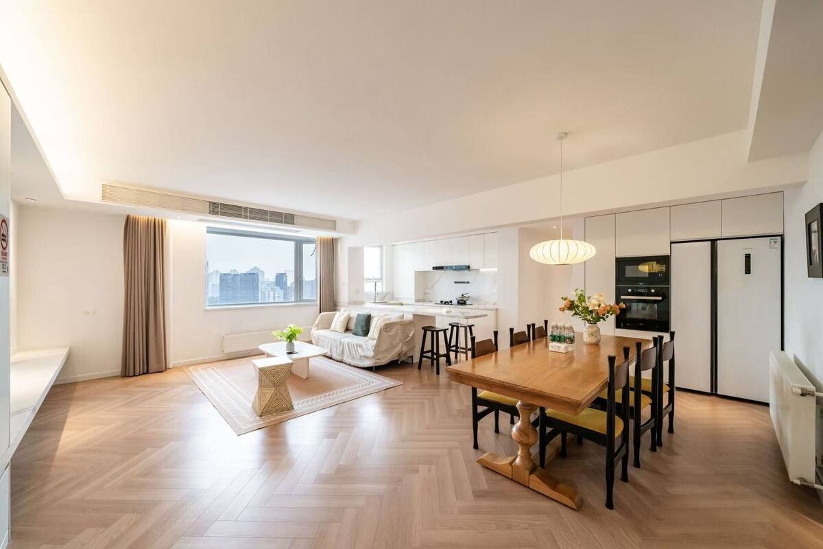 Deluxe Apartment | Living area
