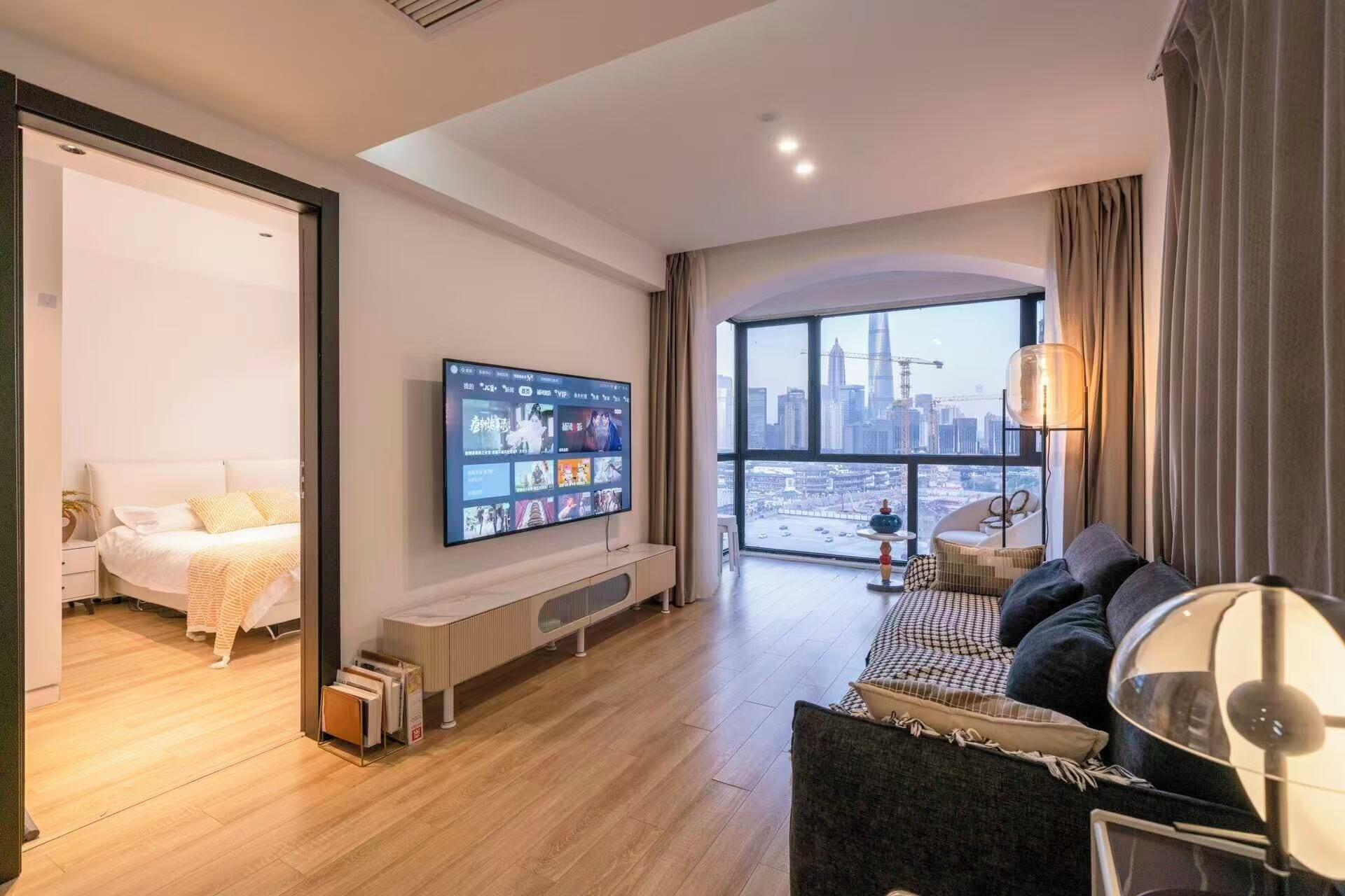 Comfort Apartment, 2 Bedrooms, Kitchen, City View | Living room