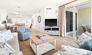 Smart-tv, dvd-afspiller, kontorer