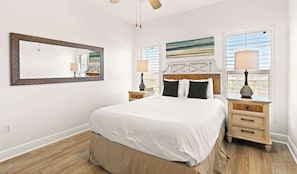 3 bedrooms, desk, iron/ironing board, free WiFi