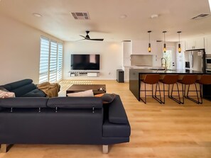 TV connectée, espaces bureaux