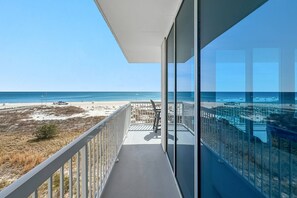 Property grounds - Perdido Dunes Tower 2 East ~ Brand New + $400 in Free Daily Activities ~ Zoo/Parasailing/Fishing (Orange Beach)