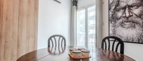 تناول الطعام