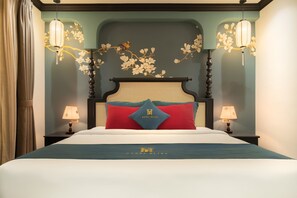 Quarto casal standard | Roupas de cama premium, frigobar, cortinas blackout