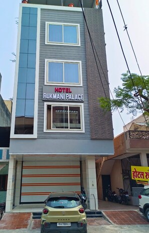 Voorkant van accommodatie