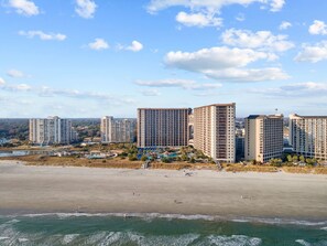 Beach nearby - Spacious 2-Bedroom Townhome at North Beach Resort (North Myrtle Beach)
