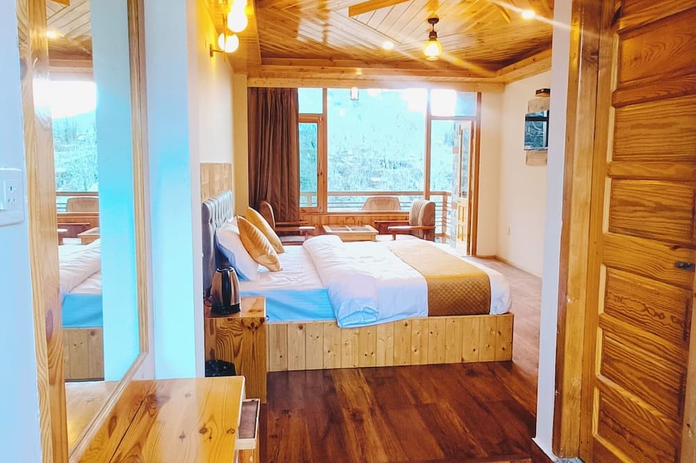 Hotel Nayra Manali