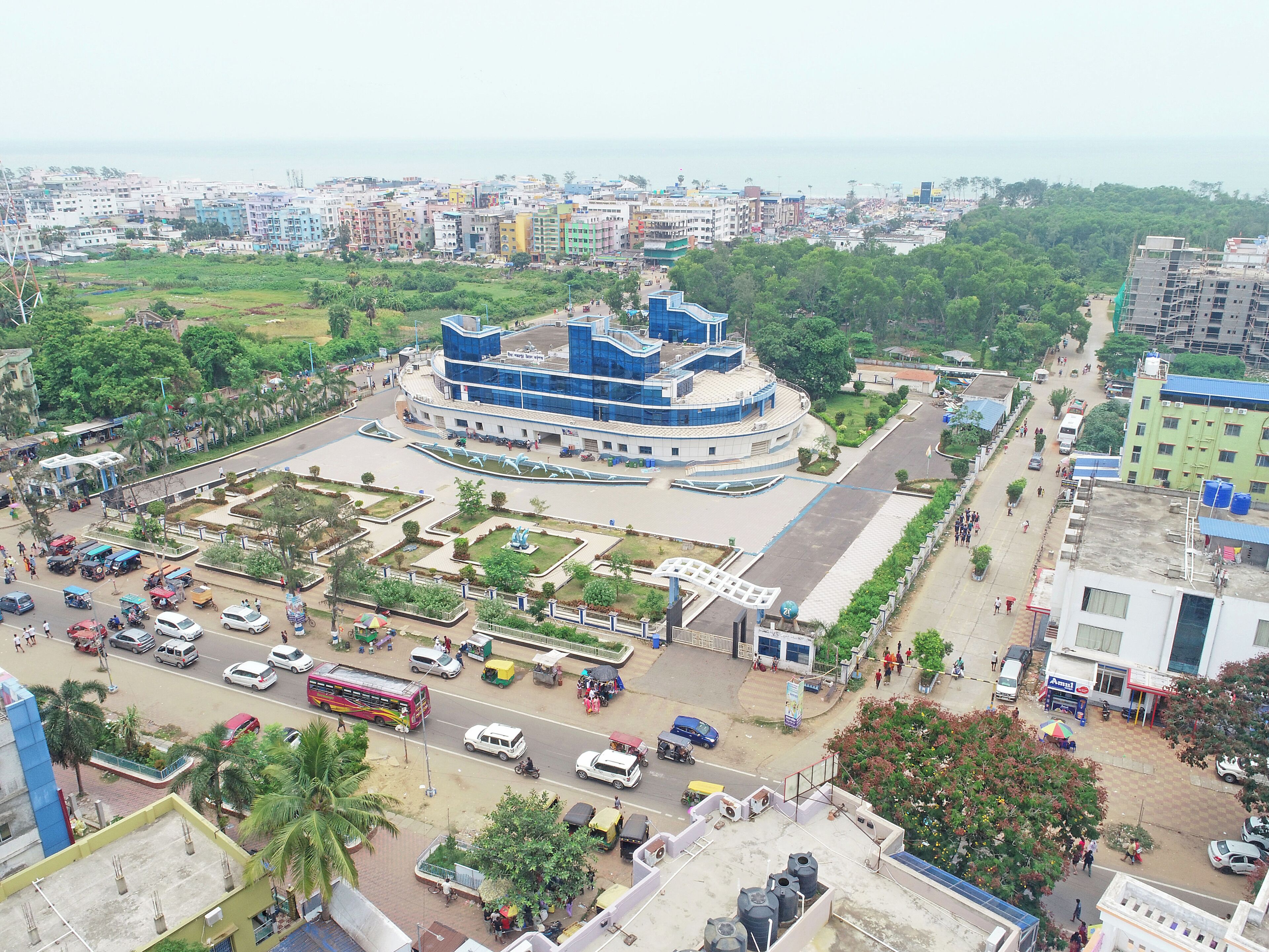 Vista frontal de la propiedad